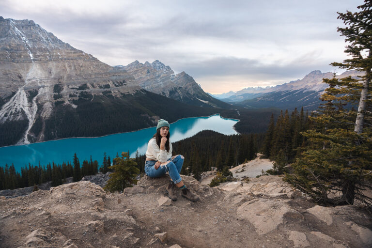 a stunning view of peyto lake in the fall just before sunset